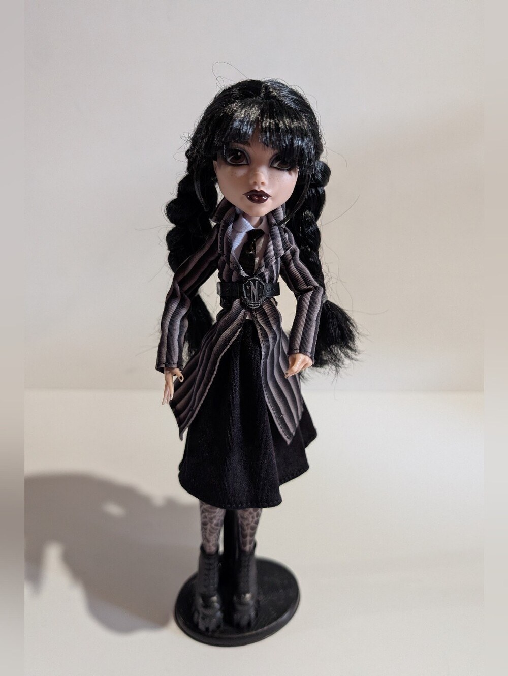 Monster High Wednesday Addams Doll Satchel Thing Stand Nevermore Academy